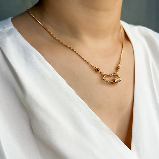 Diamond Lips Premium Necklace | Anti Tarnish Necklace